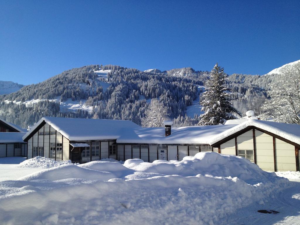 Mountain Lodge Backpackercamp Lenk Exterior foto